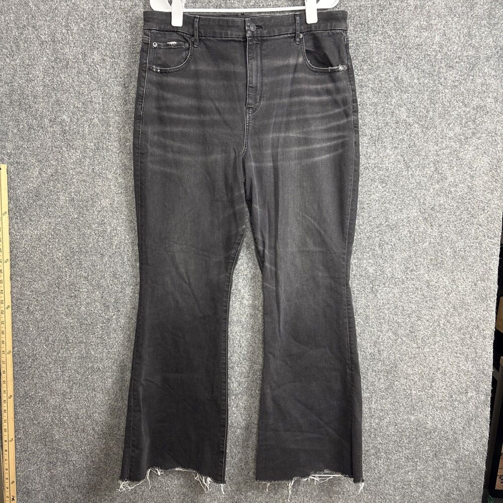 American Eagle Curvy Super High Rise Flare Jeans Womens Size 20 Black Raw Hem - Picture 1 of 11